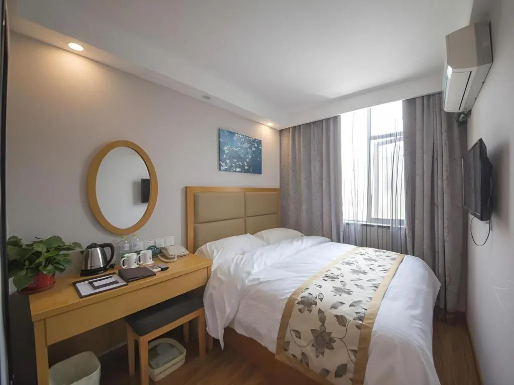 Bed in GreenTree Inn Jiangsu Xuzhou Western 3rd Ring Road Xiyuan Express Hotel