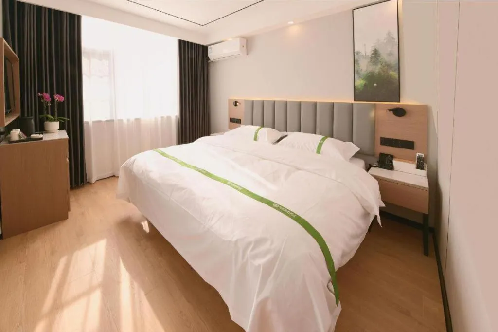Bed in GreenTree Inn Jiangsu Xuzhou Western 3rd Ring Road Xiyuan Express Hotel