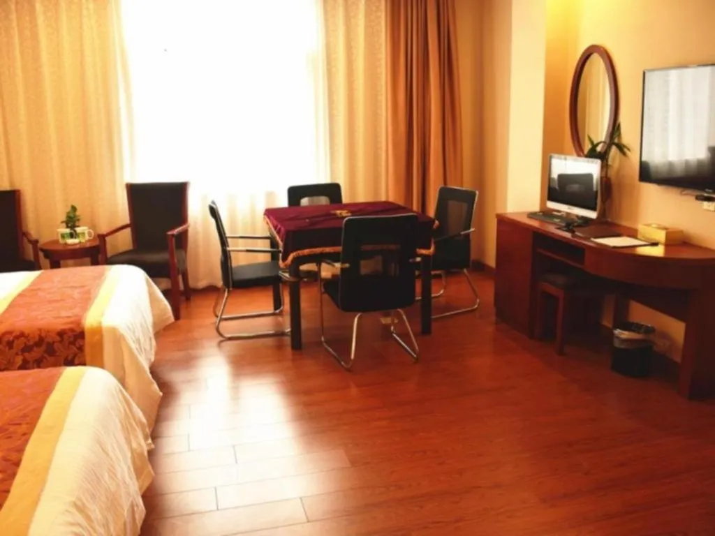 Bed in GreenTree Inn Jiangxi Shangrao Qianshan Ehu Avenue Express Hotel