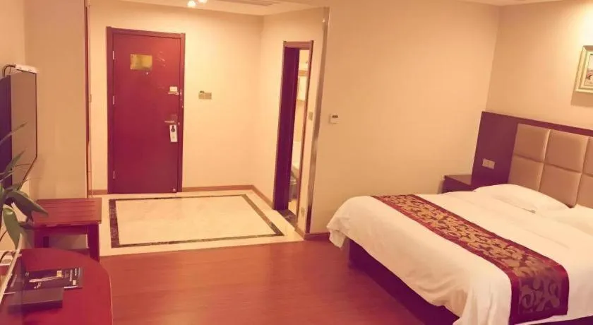 Bed in GreenTree Inn Jiangxi Shangrao Qianshan Ehu Avenue Express Hotel