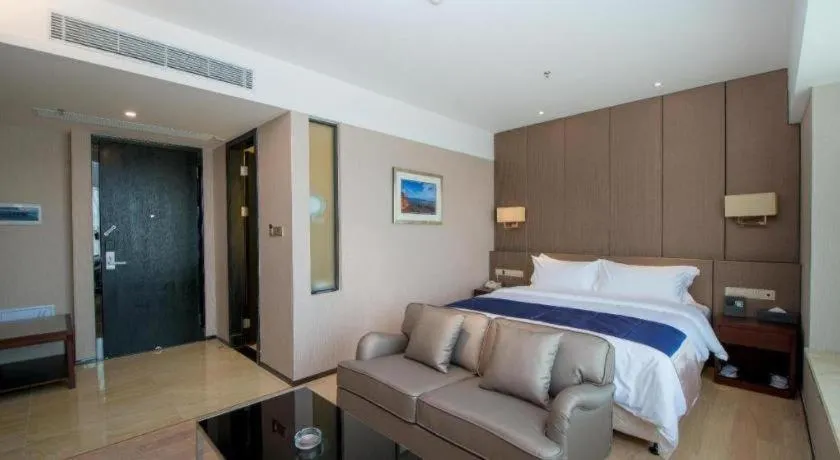 Bed in FOGER YACHT HOTEL