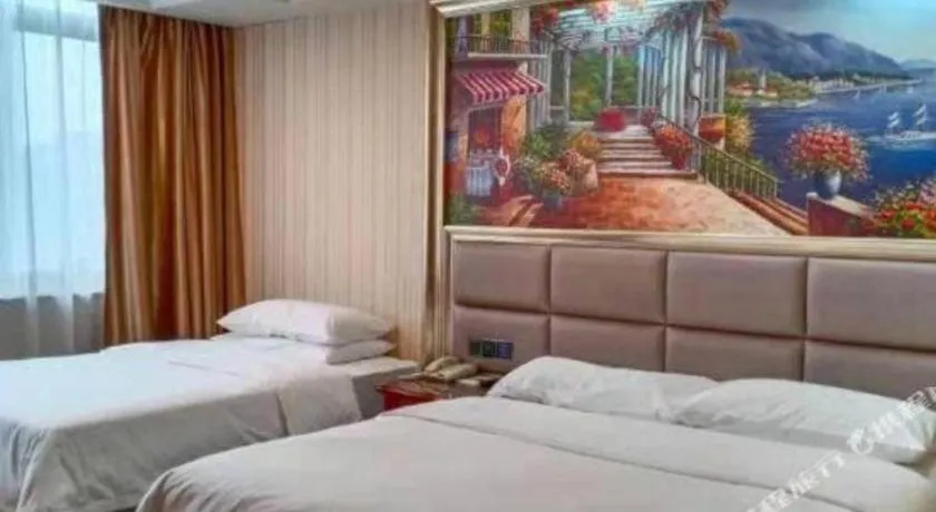 Bed in Vienna International Shanghai Nanxiang