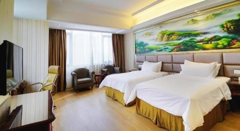 Bed in Vienna International Shanghai Nanxiang