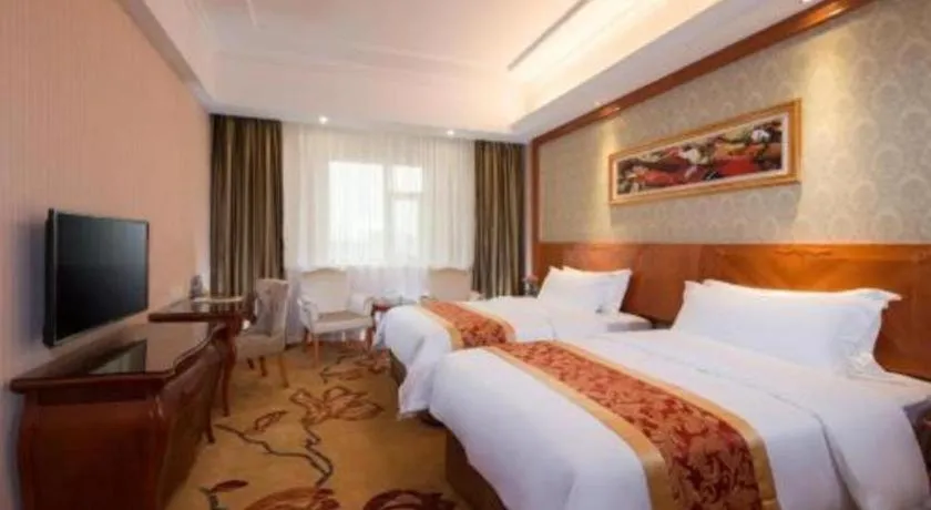 Bed in Vienna International Shanghai Nanxiang