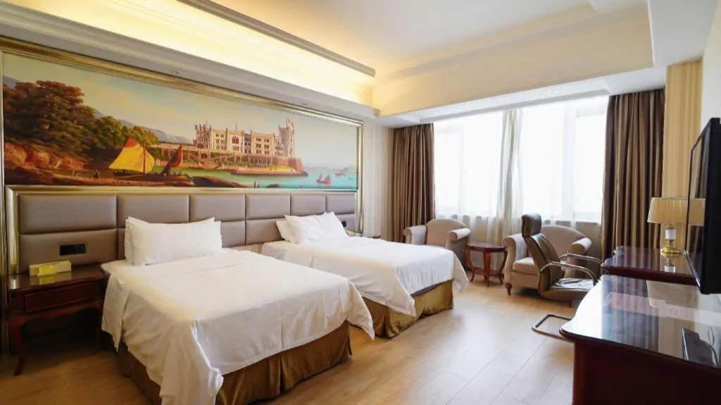 Bed in Vienna International Shanghai Nanxiang