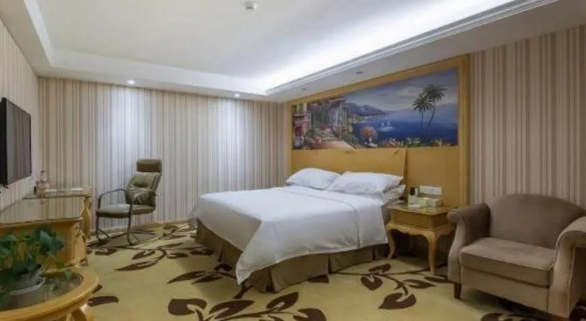 Bed in Vienna International Shanghai Nanxiang