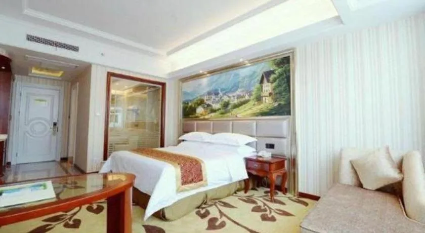 Bed in Vienna International Shanghai Nanxiang