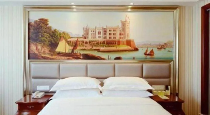 Bed in Vienna International Shanghai Nanxiang