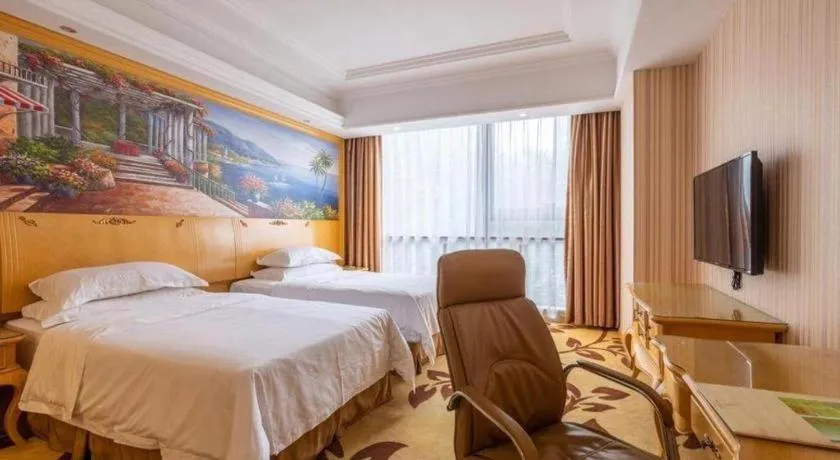 Bed in Vienna International Shanghai Nanxiang