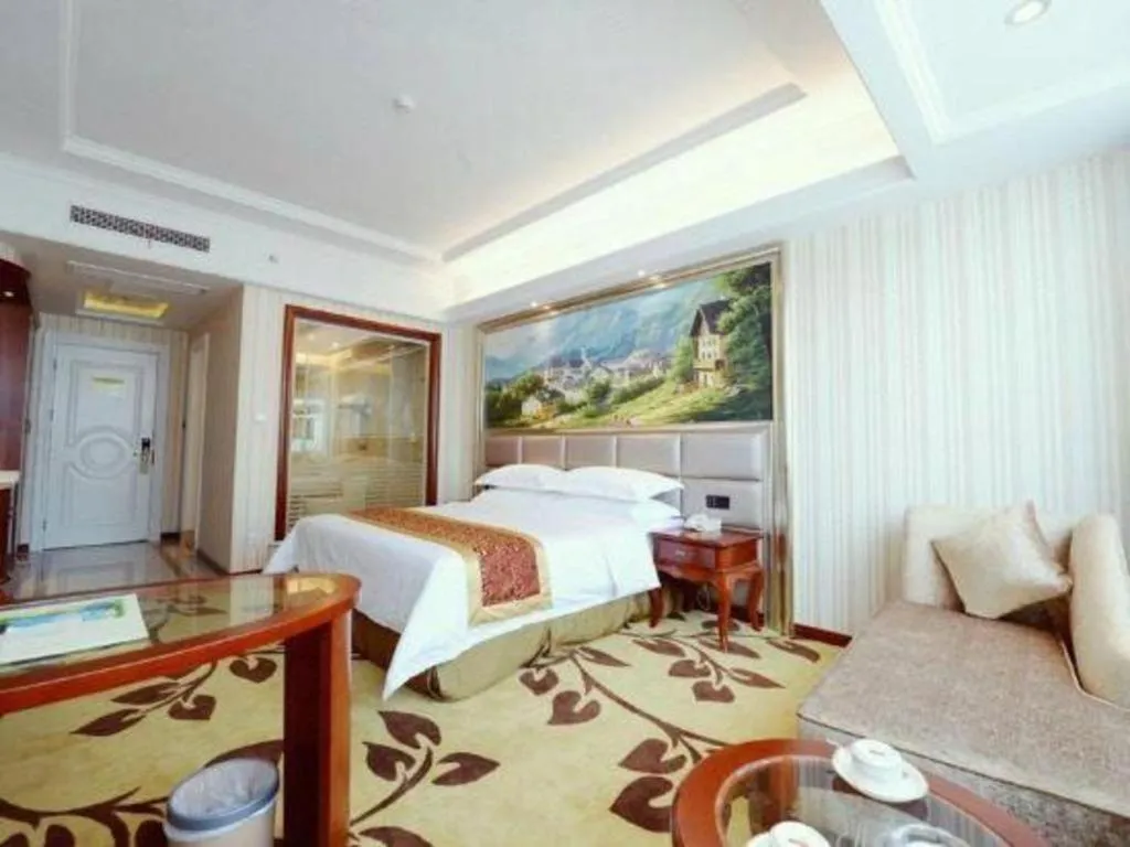 Bed in Vienna International Shanghai Nanxiang