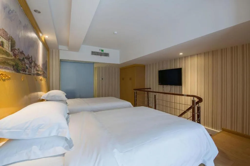 Bed in Vienna International Shanghai Nanxiang