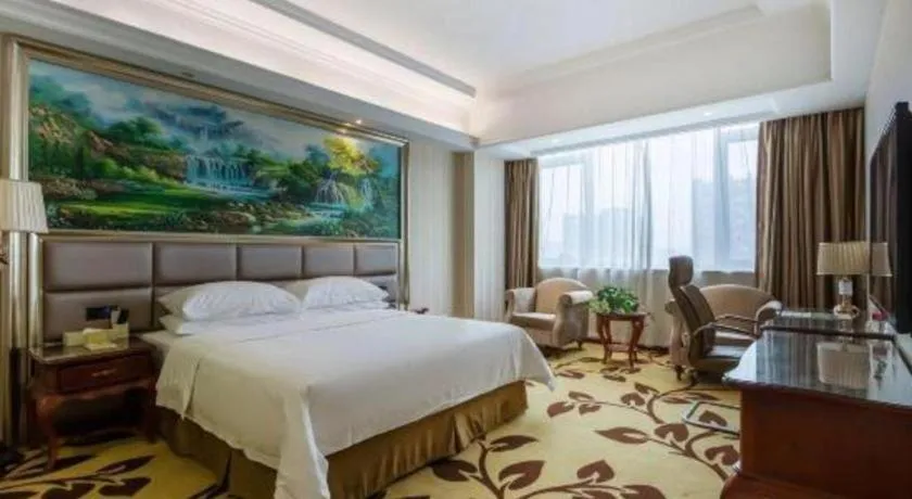 Bed in Vienna International Shanghai Nanxiang