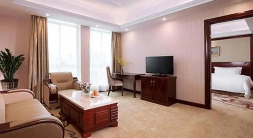 Bed in Vienna International Shanghai Nanxiang