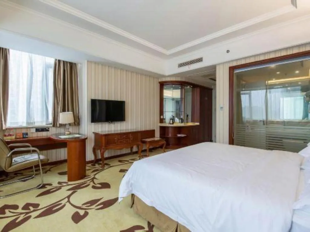 Bed in Vienna International Shanghai Nanxiang