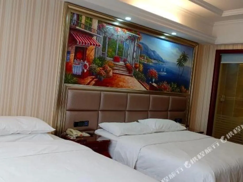 Bed in Vienna International Shanghai Nanxiang