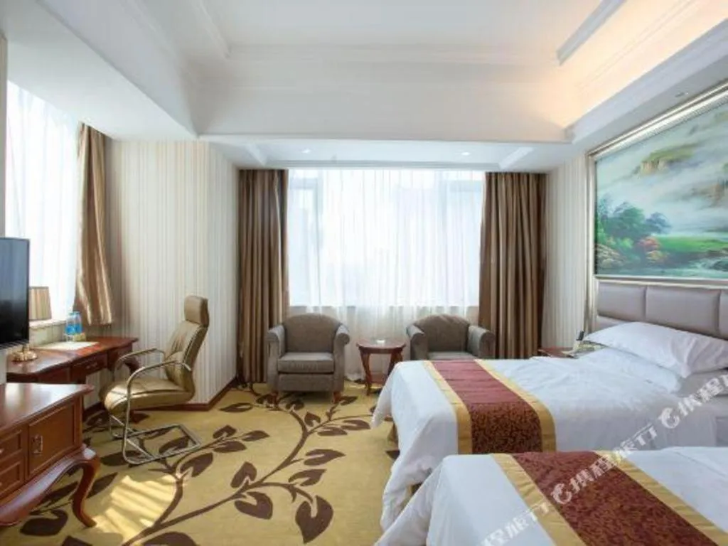 Bed in Vienna International Shanghai Nanxiang