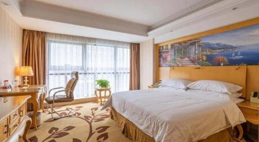 Bed in Vienna International Shanghai Nanxiang