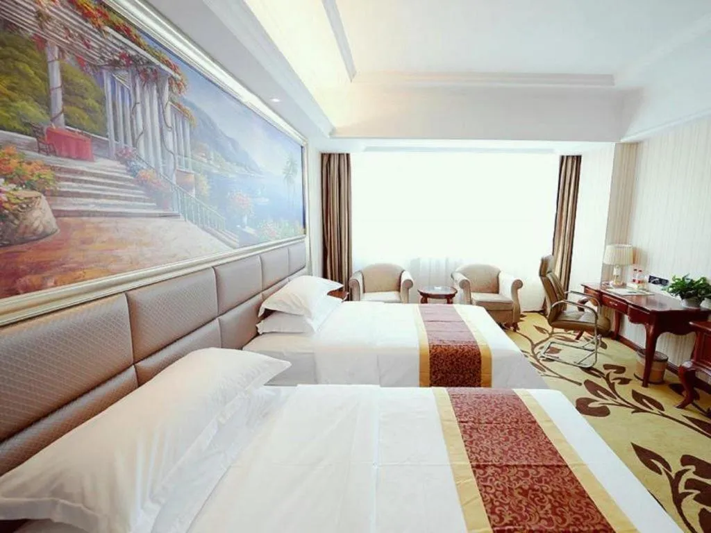 Bed in Vienna International Shanghai Nanxiang