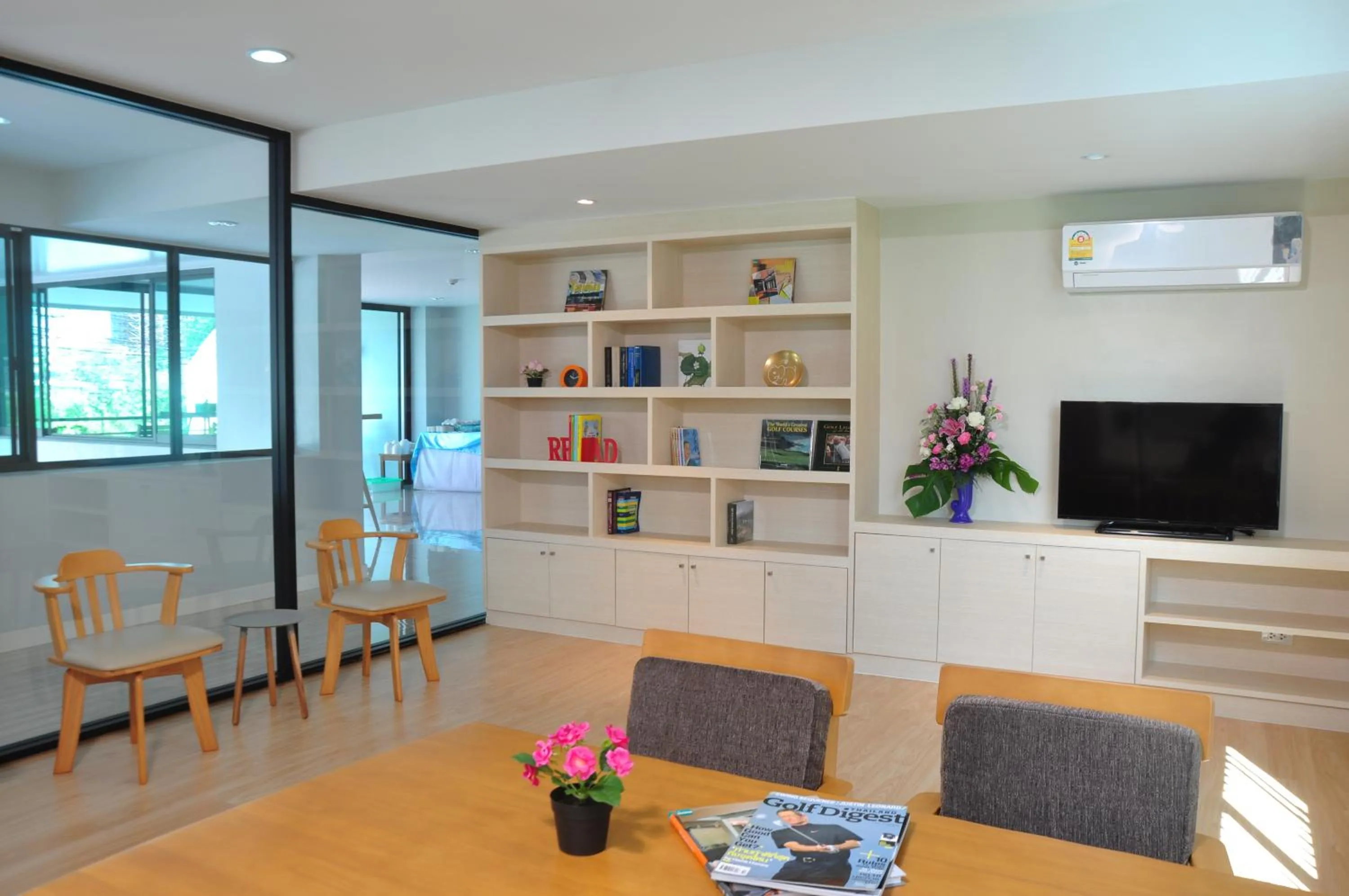 Communal lounge/ TV room in VC Residence - Chon Buri