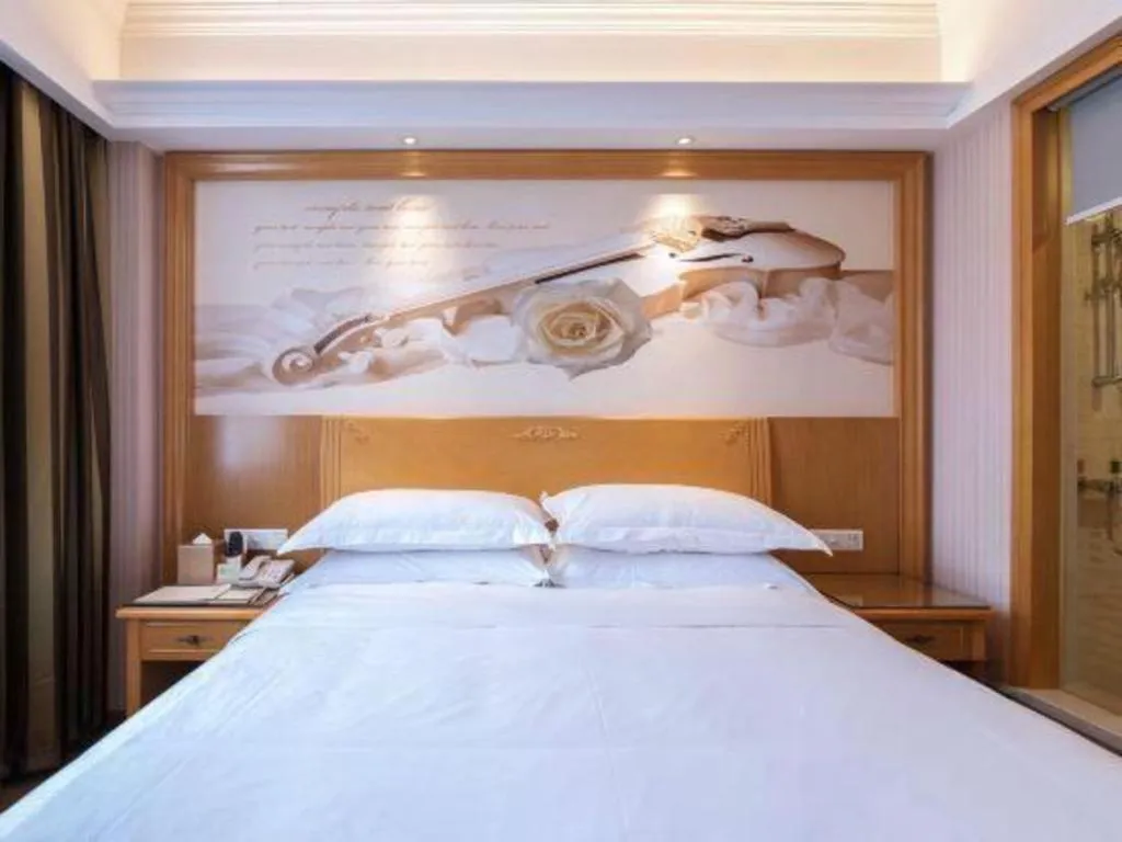 Bed in Vienna 3 Best Hotel Guangzhou Chebei Station