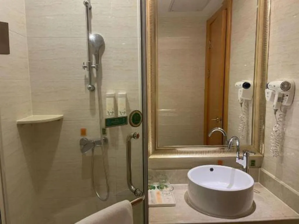 Vienna 3 Best Hotel Guangzhou Chebei Station