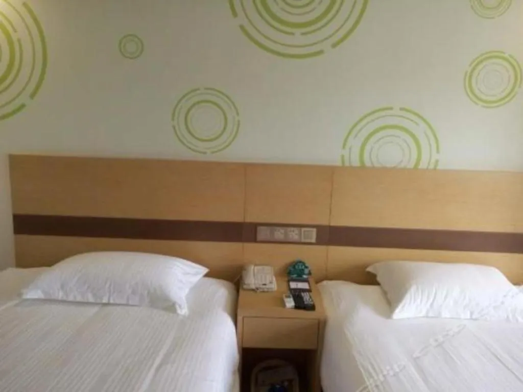GreenTree Inn Zhejiang Ningbo South Railway Station Express Hotel