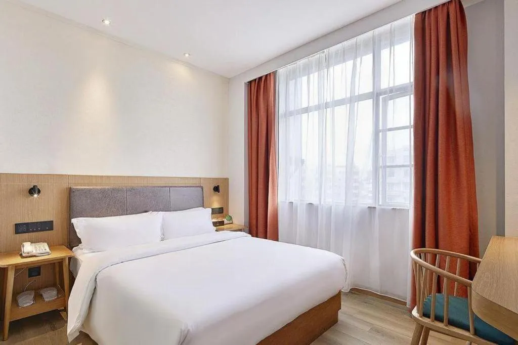 Bed in Insail Hotels Guangzhou Huangpu Dashadi Metro Station