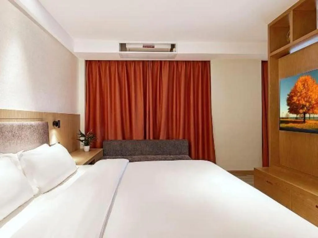 Bed in Insail Hotels Guangzhou Huangpu Dashadi Metro Station