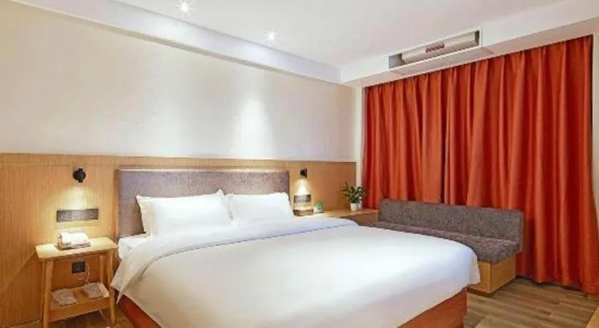 Bed in Insail Hotels Guangzhou Huangpu Dashadi Metro Station