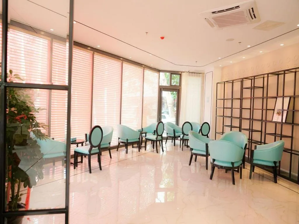 Qingdao Galaxy Holiday Hotel