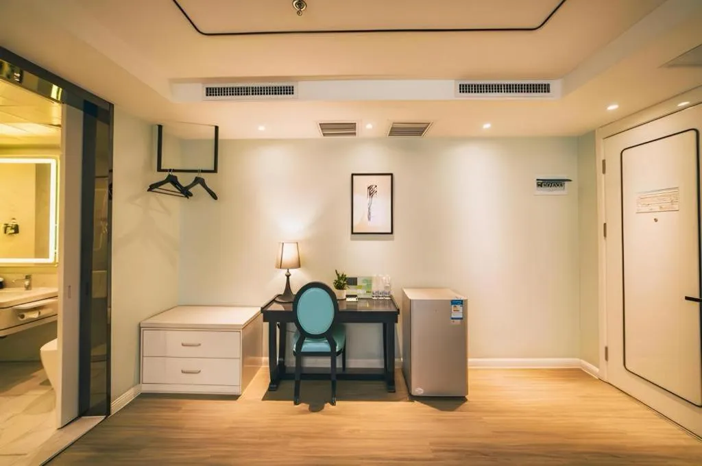 Qingdao Galaxy Holiday Hotel