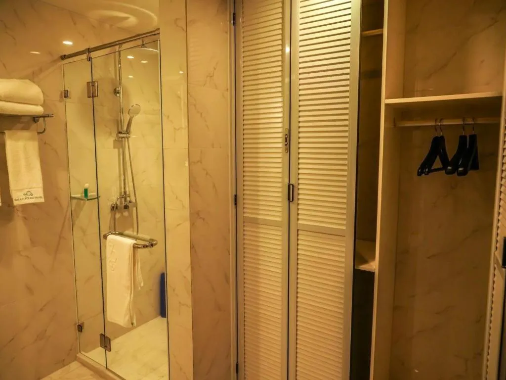 Qingdao Galaxy Holiday Hotel