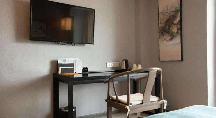 Bed in Chambery Hotel