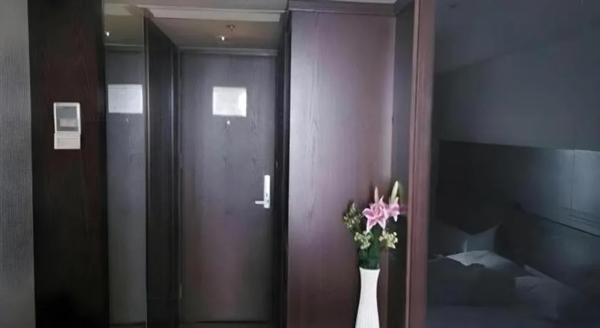 Tianjin Juchuan Lily Hotel