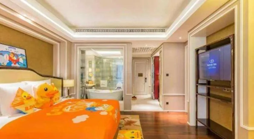 Bed in Grand Bay Hotel Beijing