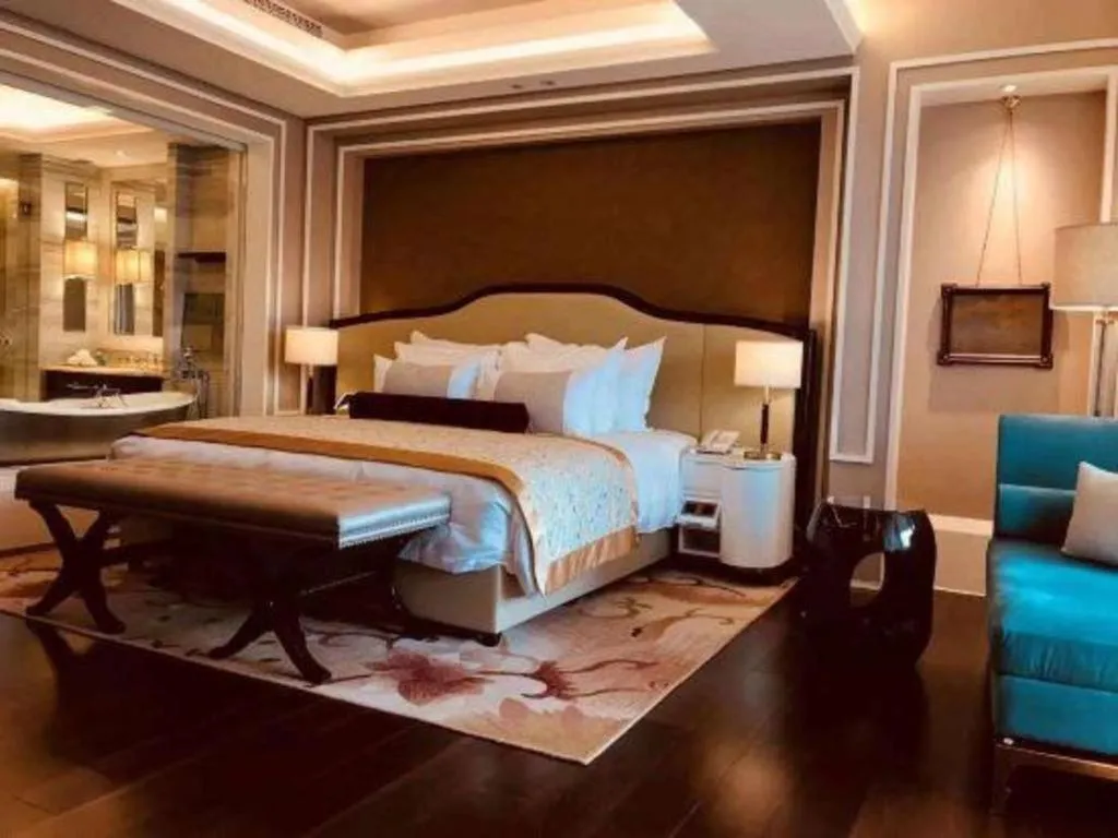 Bed in Grand Bay Hotel Beijing