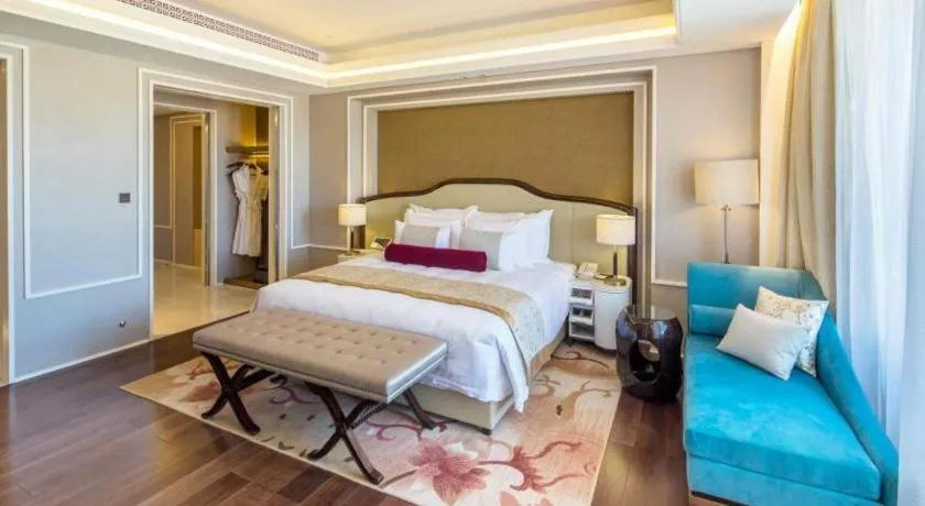 Bed in Grand Bay Hotel Beijing