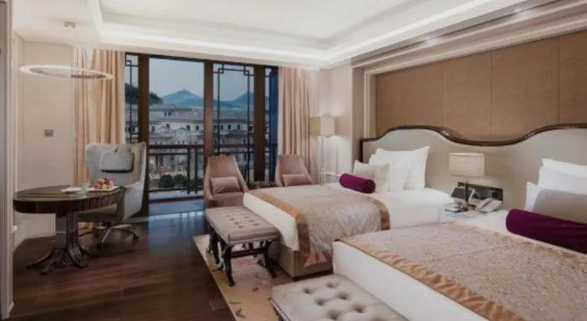 Bed in Grand Bay Hotel Beijing