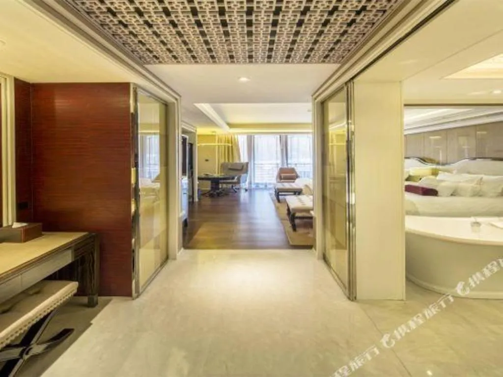 Bed in Grand Bay Hotel Beijing