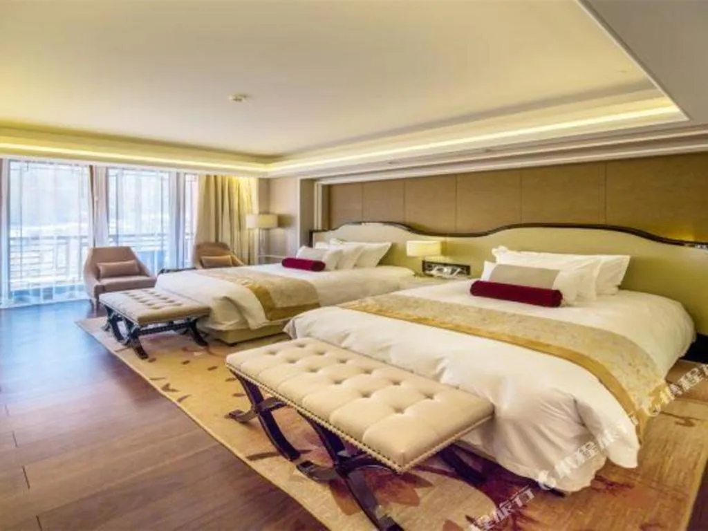 Bed in Grand Bay Hotel Beijing