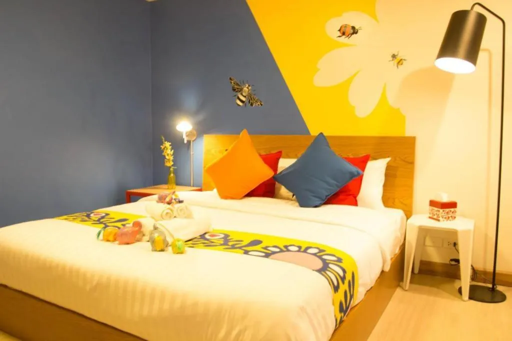 Bed in Non Nid Non Noi Design Residence