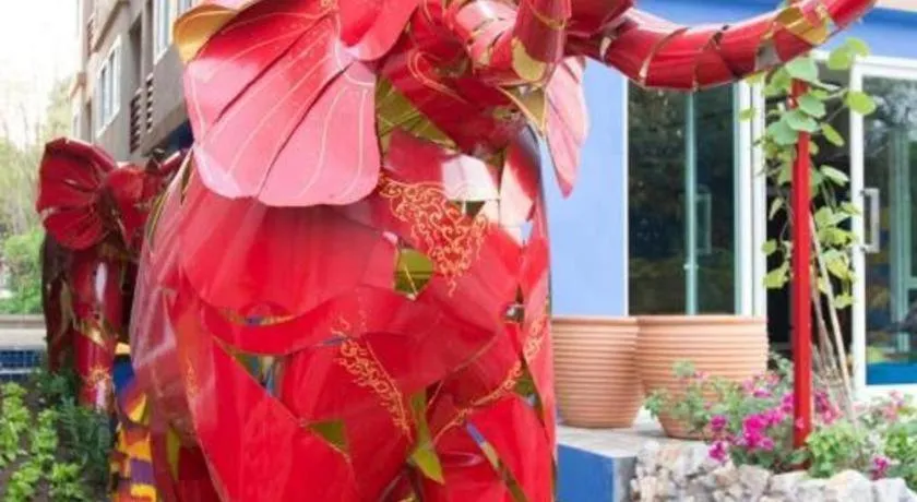 Non Nid Non Noi Design Residence