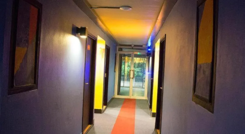 Non Nid Non Noi Design Residence