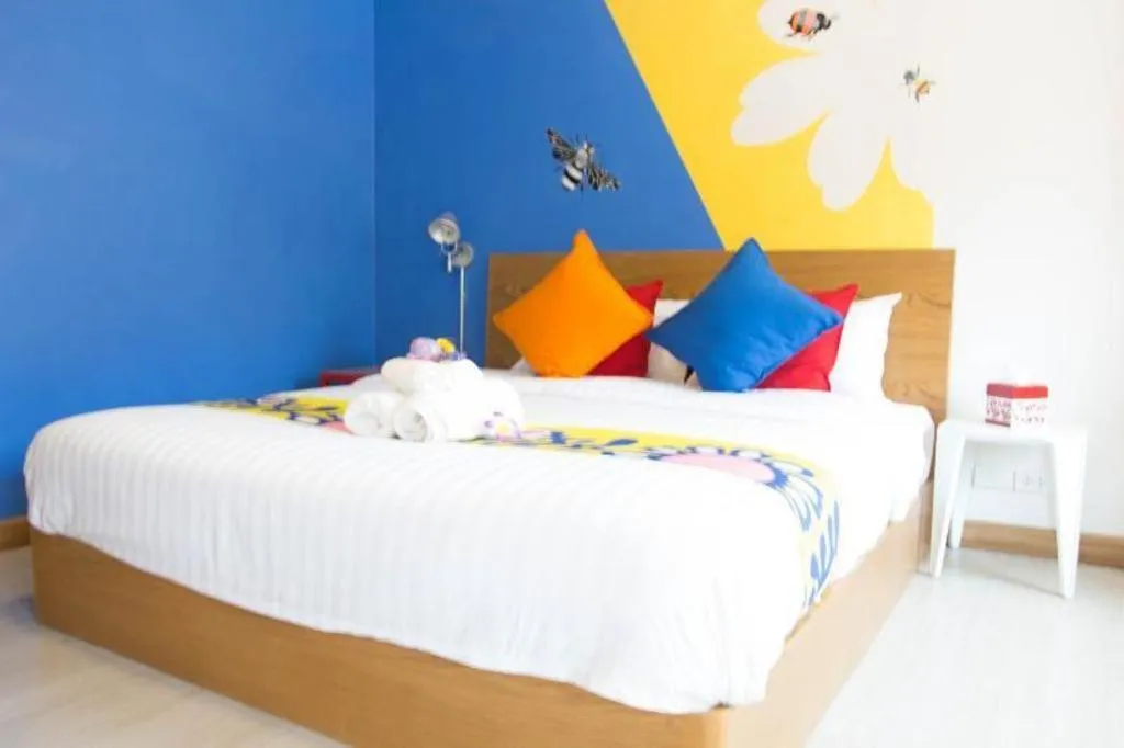 Bed in Non Nid Non Noi Design Residence
