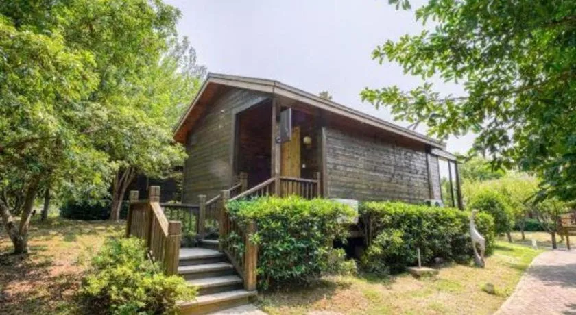 Suzhou Phoenix Hotspring Resort