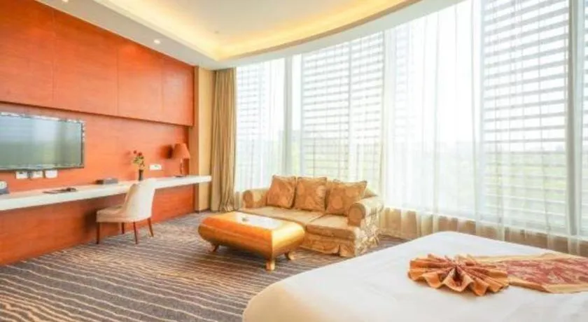 Bed in Suzhou Phoenix Hotspring Resort