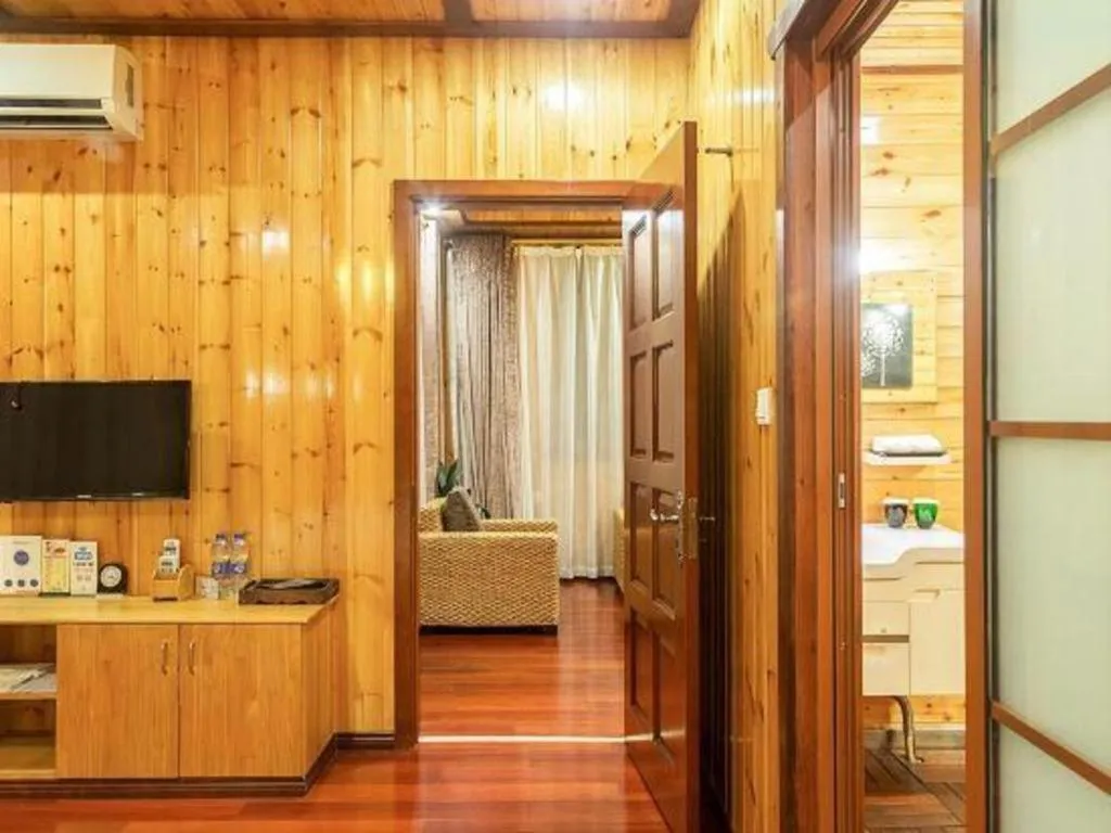 Suzhou Phoenix Hotspring Resort