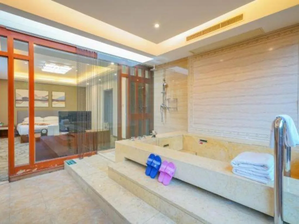 Suzhou Phoenix Hotspring Resort