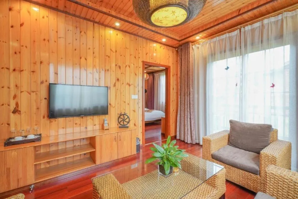 Suzhou Phoenix Hotspring Resort