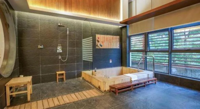 Bed in Suzhou Phoenix Hotspring Resort